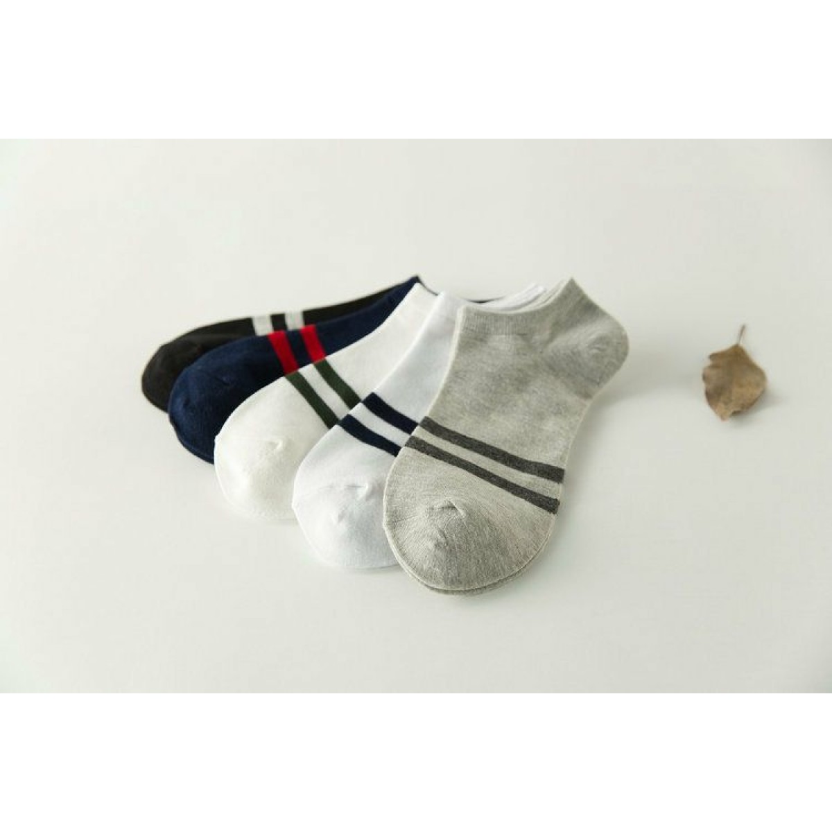 男女士二杠低帮透气短袜（10元四双赠一双女士短袜）